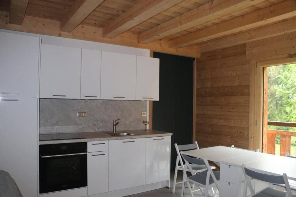 Au Coeur Des Bois Larringes